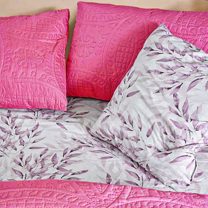 Pink 5 Pieces Microfiber Bedspread