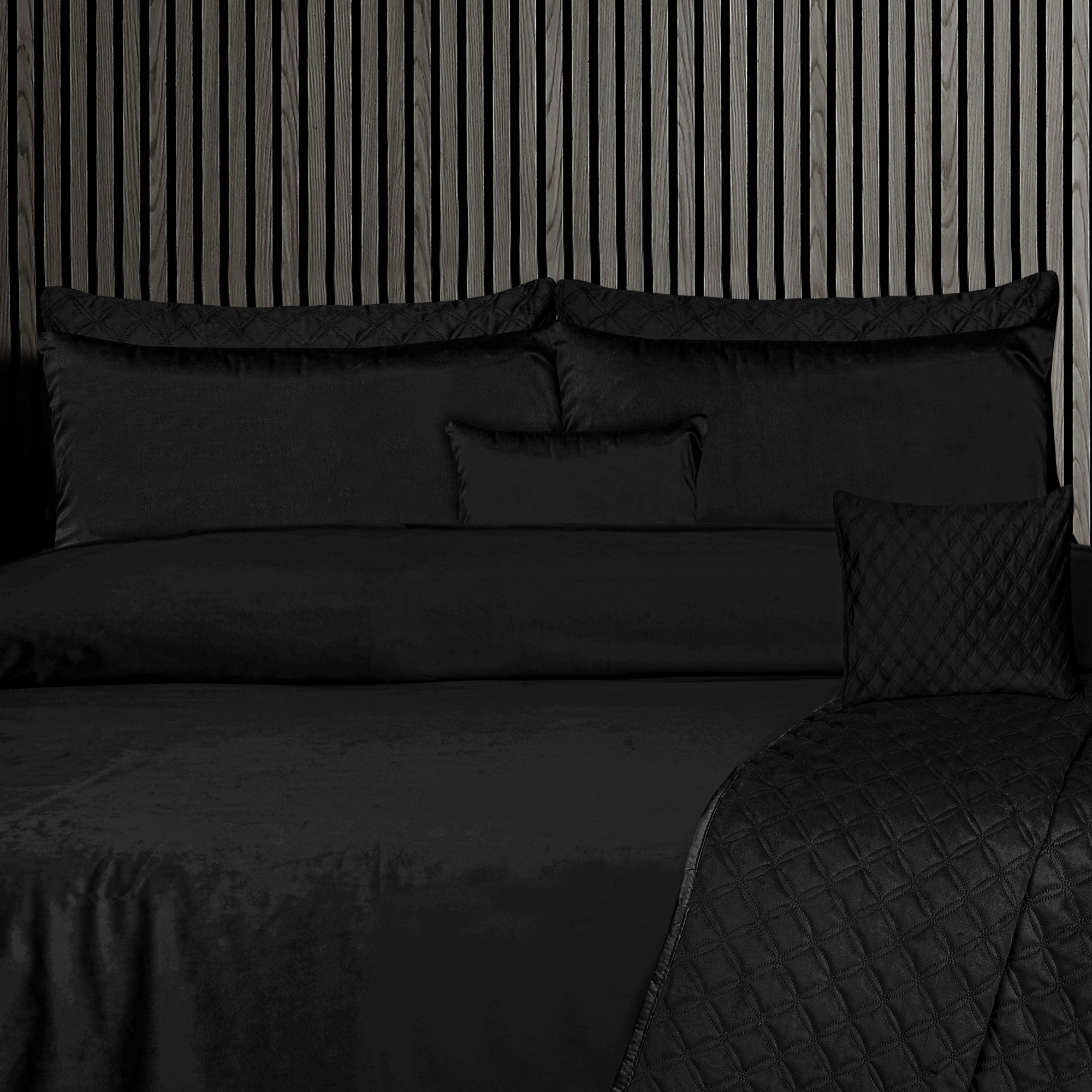 Luxury Black Velvet Complete Bedding Set