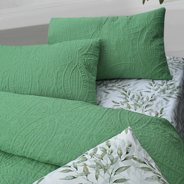 Light Green 5 Pieces 100% Microfiber Bedspread