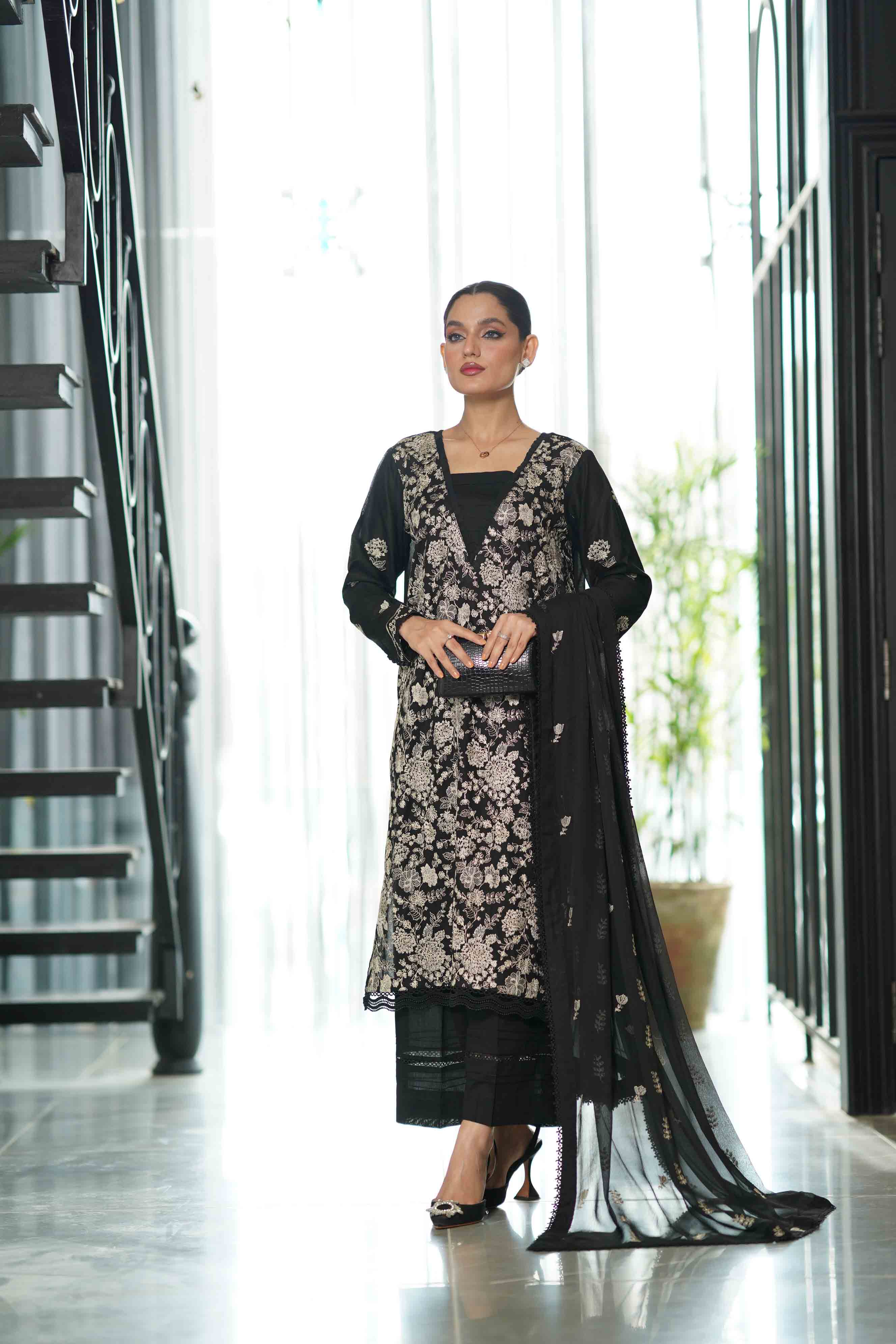 Black Embroidered Three Piece Set Stitched (Roohi Vol 2)