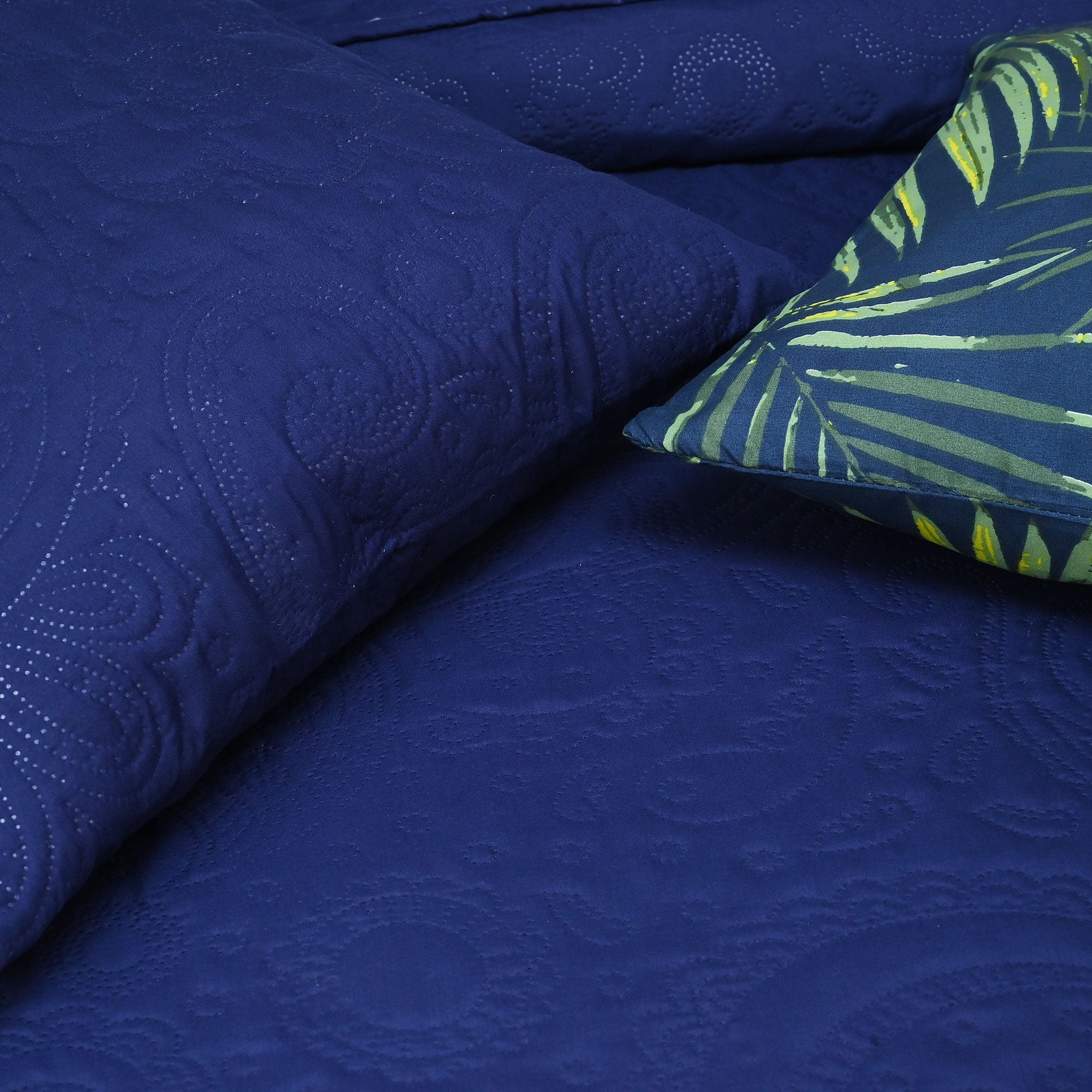 5 Pieces Blue 100% Microfiber Bedspread