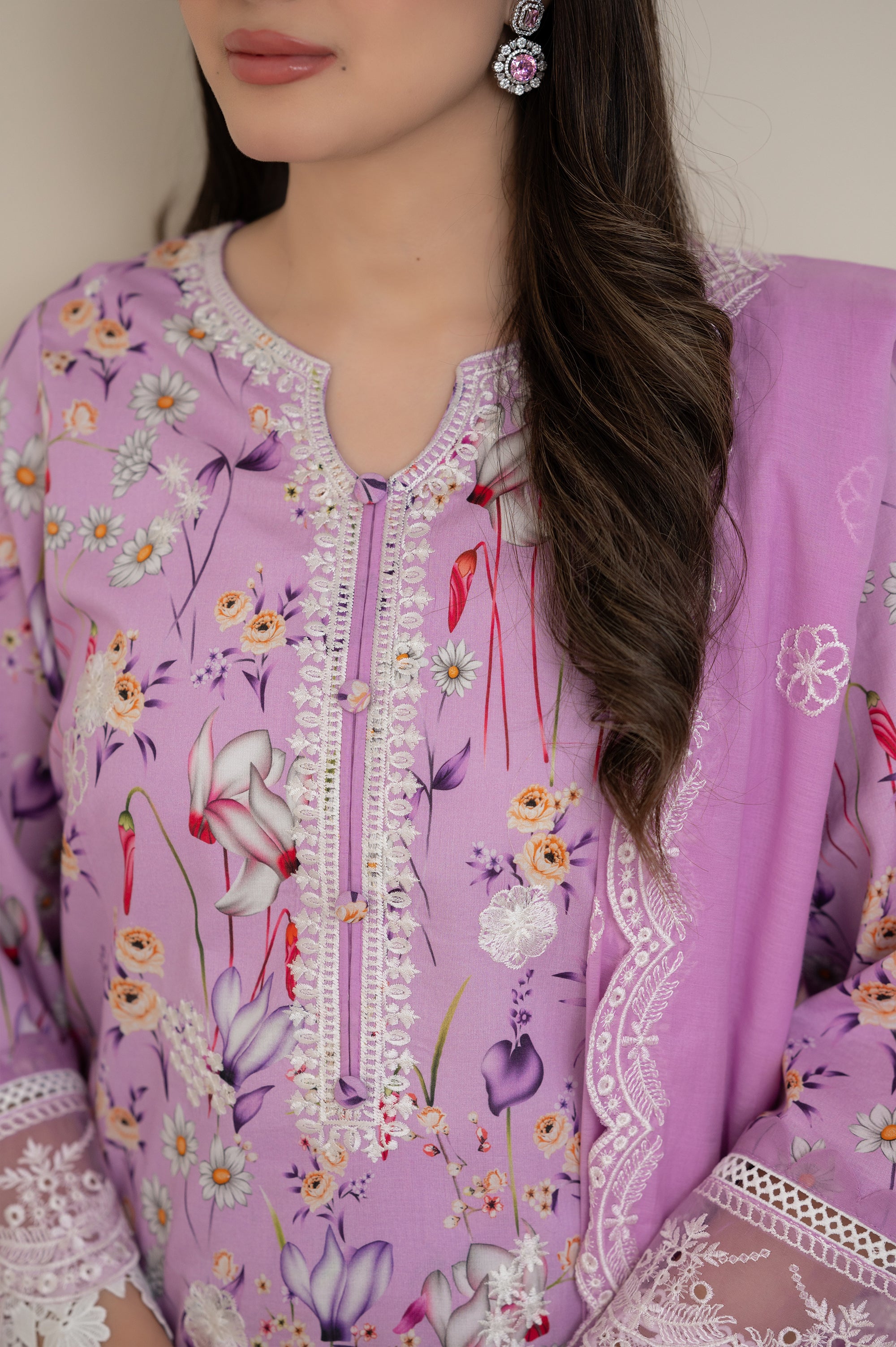 Lilac Embroidered Lawn Digital Print 3 Piece Suit