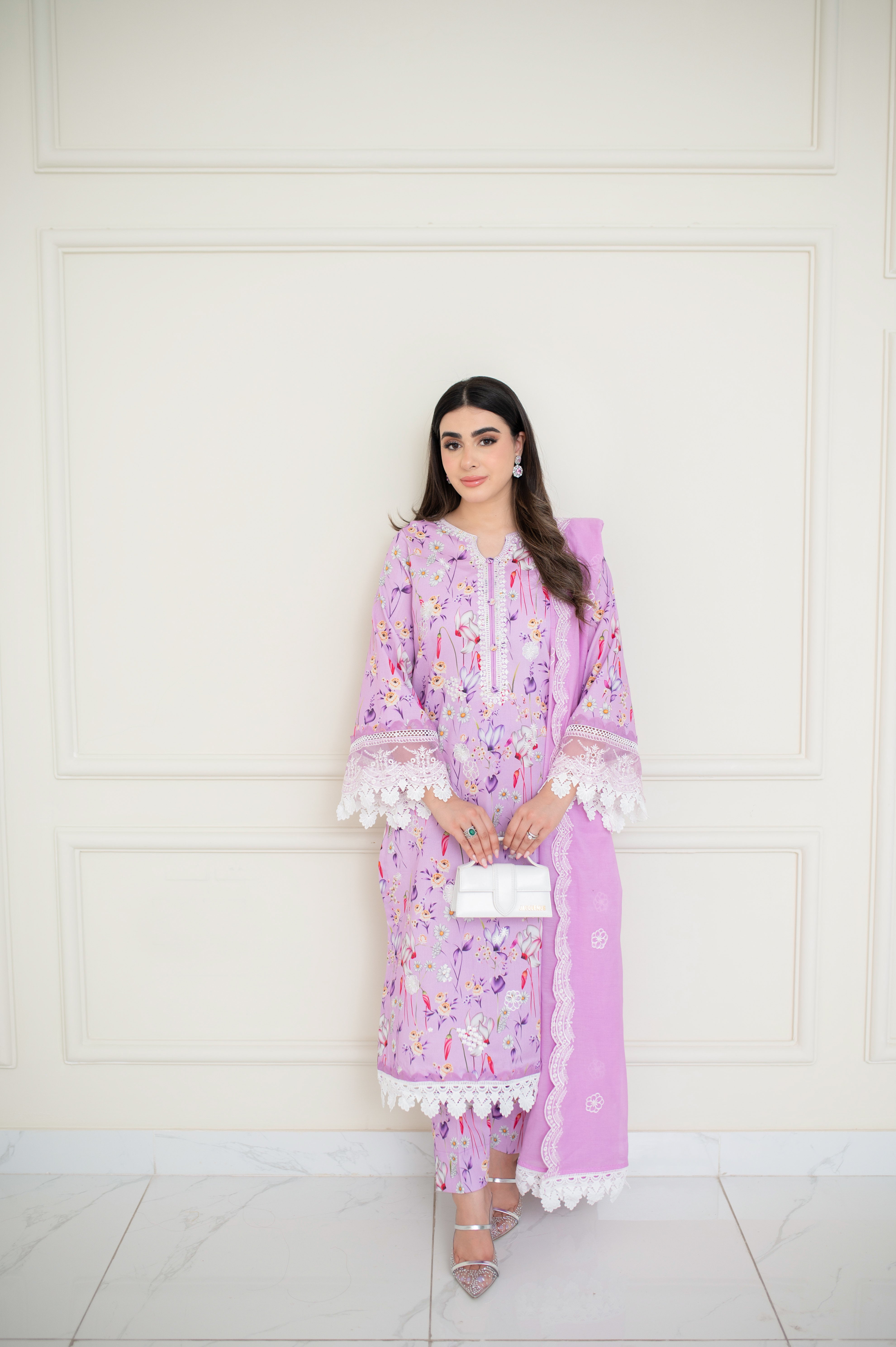 Lilac Embroidered Lawn Digital Print 3 Piece Suit