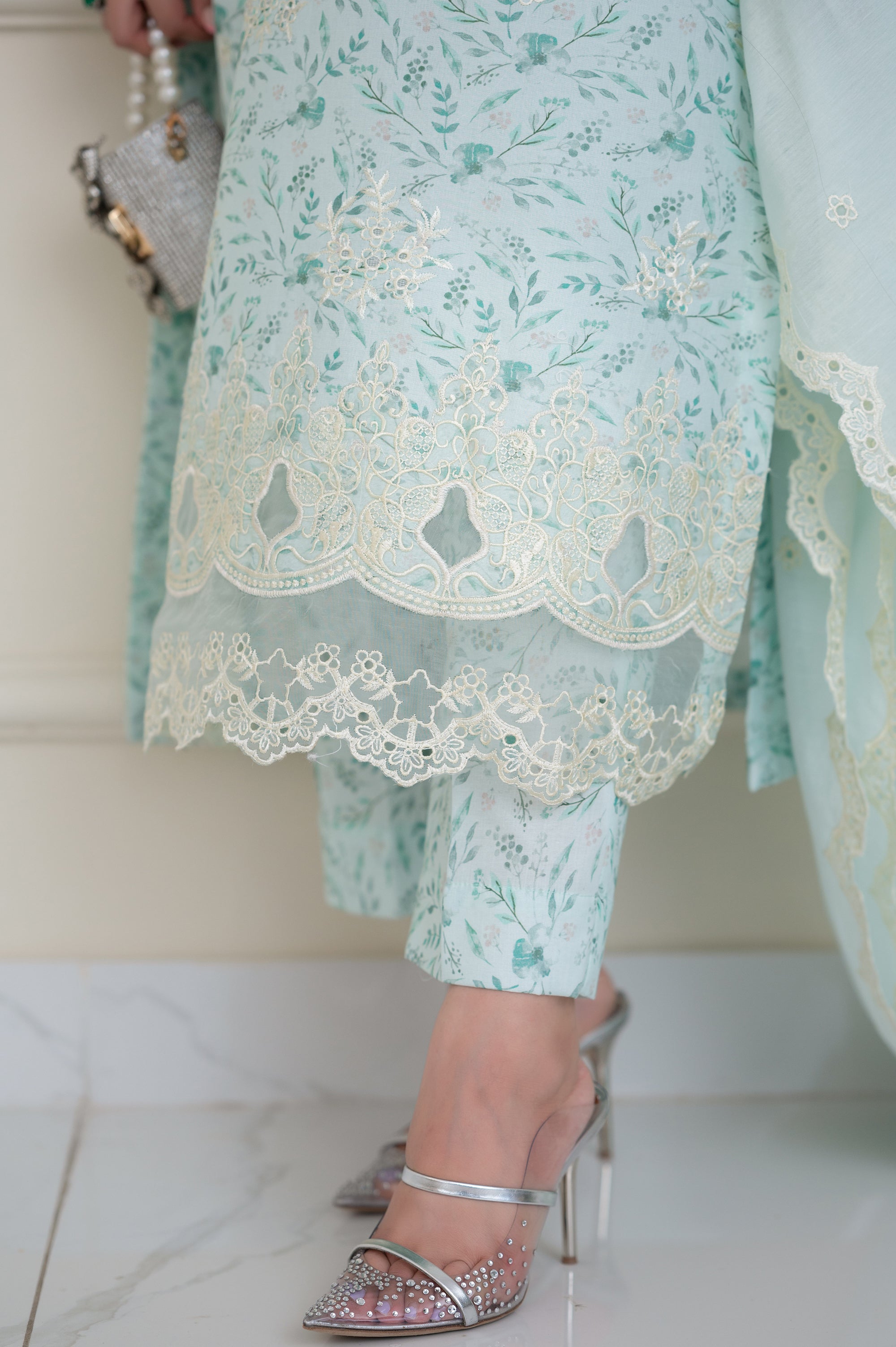 Sea Green Embroidered Lawn Floral Digital Print 3 Piece Suit