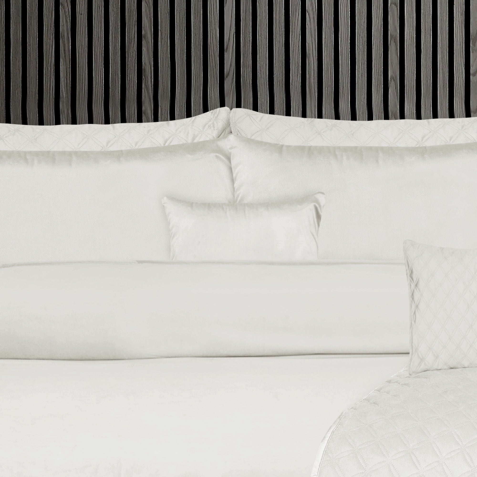 Luxury White Velvet Complete Bedding Set